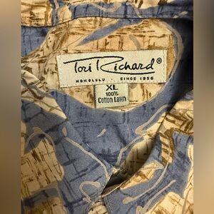 Tori Richard Blue and Tan Cotton Lawn Hawaiian Shirt